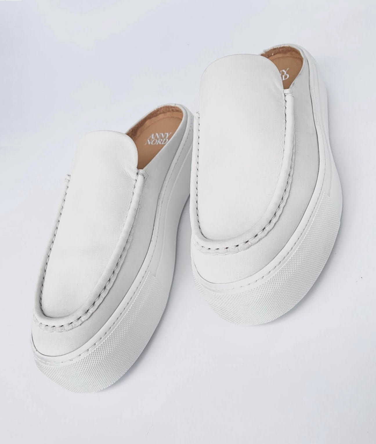 Comfort Level Slip-in Loafer Sneaker Off white – ANNY NORD